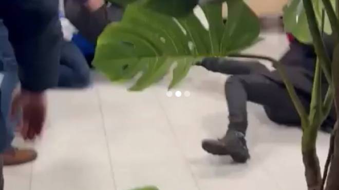 old 131108 В сети появилось видео массовой драки фанатов «Балтики» и «Спартака» в Калининграде