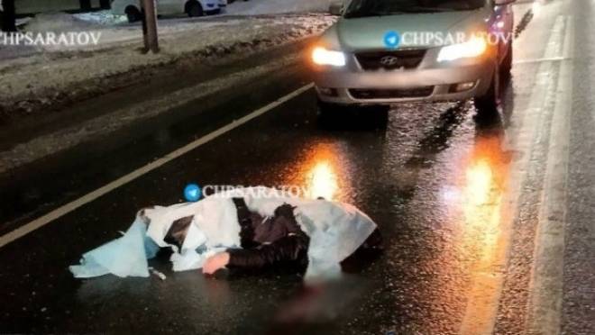 old 131320 В Саратове 84-летний водитель задавил двух пешеходов и сбежал