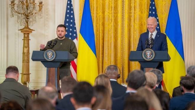 old 131603 В США от Украины требуют мира с Россией