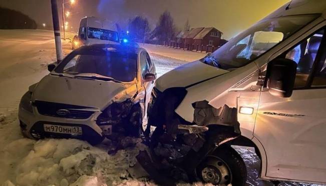 old 131668 В Саранске водитель автобуса влетел в иномарку – пострадала 15-летняя пассажирка