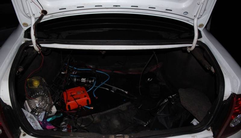 old 132693 В Мордовии 19-летний парень обворовал автомобиль в автосервисе