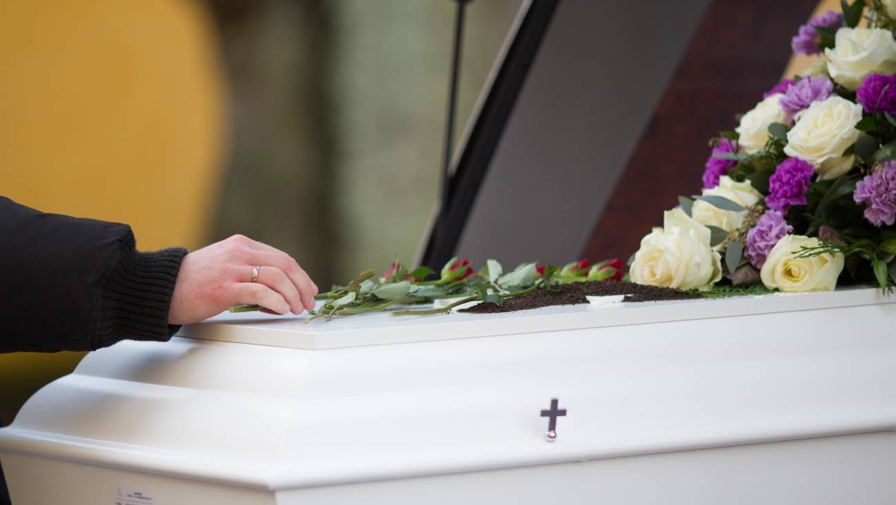 old 132705 Прямо сейчас идет церемония прощания с Юрием Соломиным в Малом театре