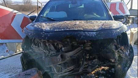 old 132728 В Мордовии водитель попал в больницу, налетев на препятствие