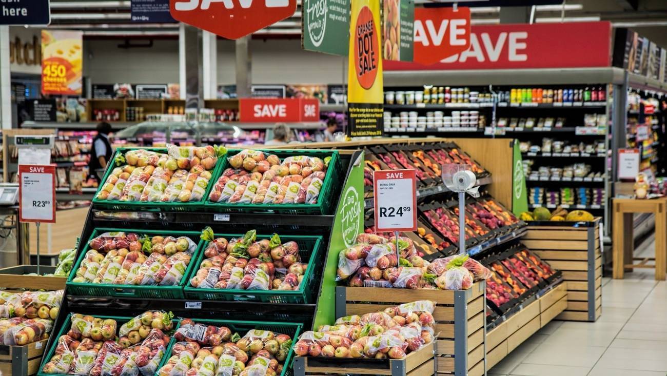 old 133584 В Мордовии двое парней продавали на рынке ворованные из супермаркета товары
