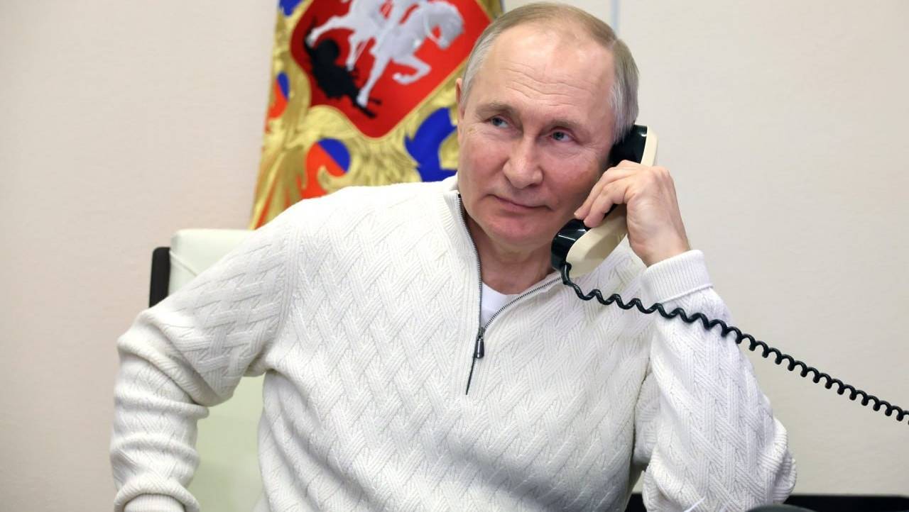 old 133624 Дмитрий Песков рассказал, что Путин звонить Трампу не будет