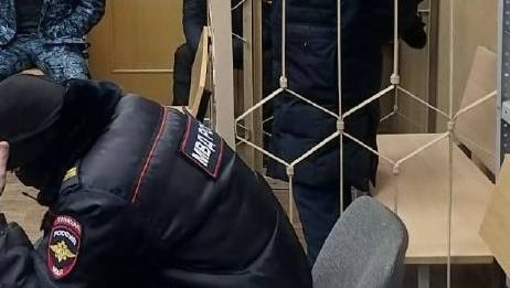 old 134235 В Петербурге арестовали водителя, который матерился из окна своего авто