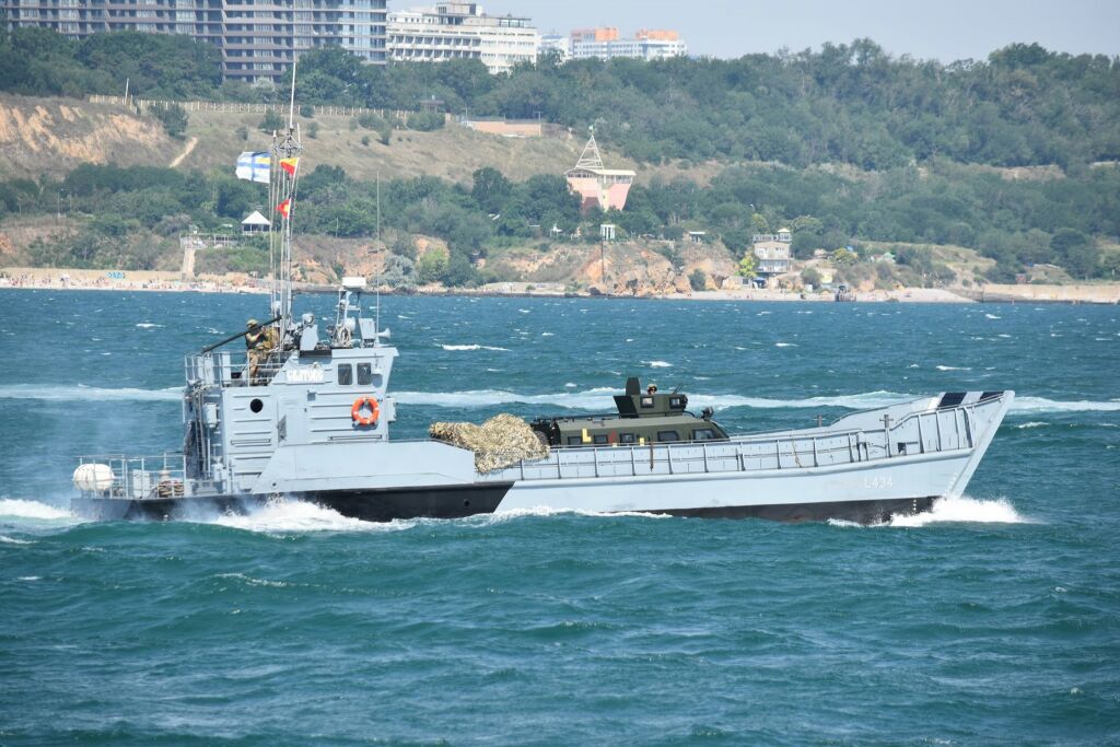 flot Озвучена причина отставки главкома ВМФ РФ и названа фамилия его преемника