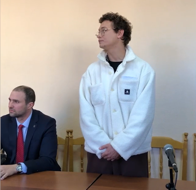 image 2024 03 21 20 38 39 e1711028378360 Никита Кологривый предстал перед судом по обвинению в мелком хулиганстве