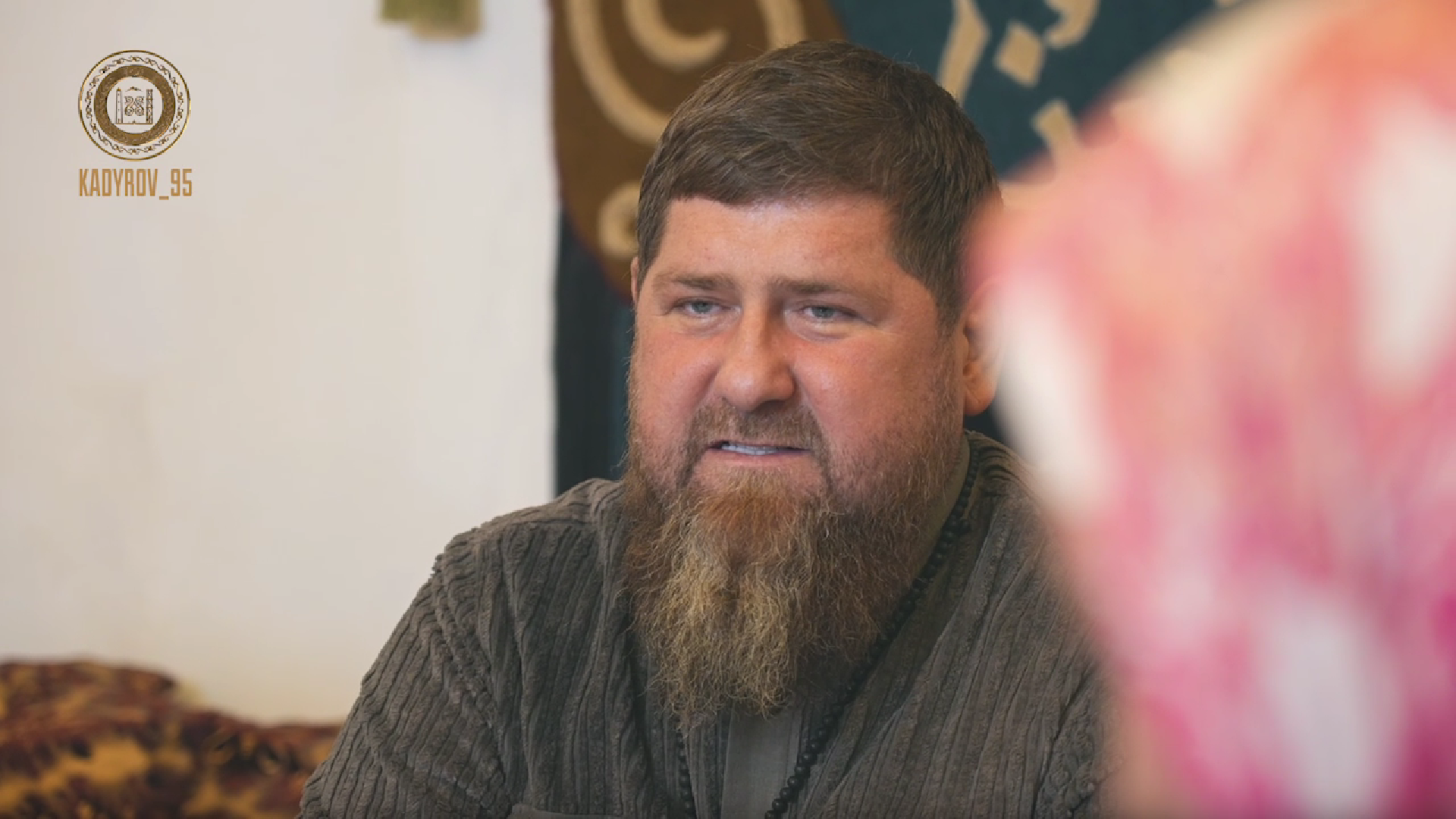 kadyrov После ночного инцидента в Курске серия взрывов прогремела в небе над Грозным