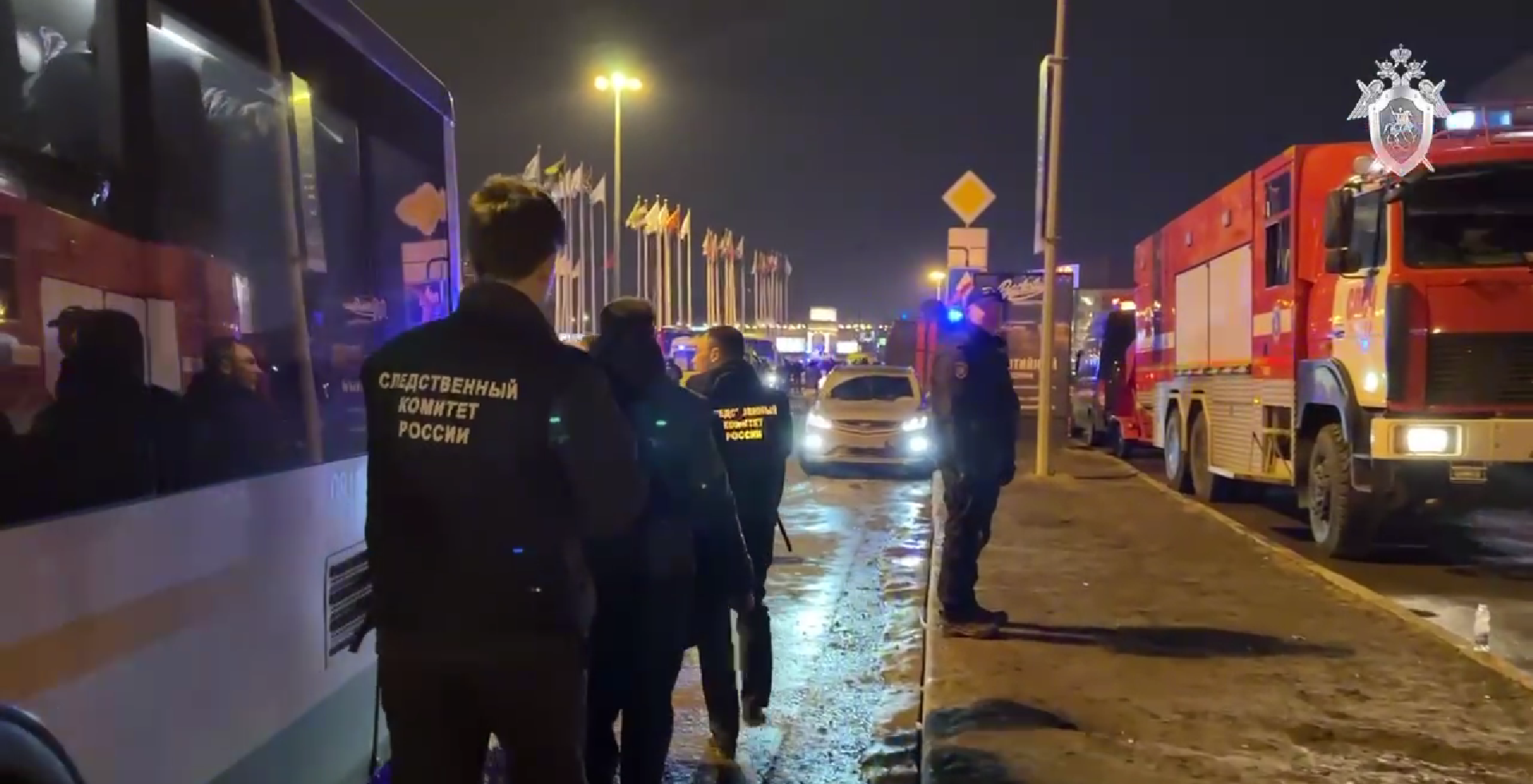mesto tragedii u krokusa e1711172660870 Стало известно, что сделали со школьницей из Нижнего Новгорода, которая поблагодарила террористов, взорвавших «Крокус»