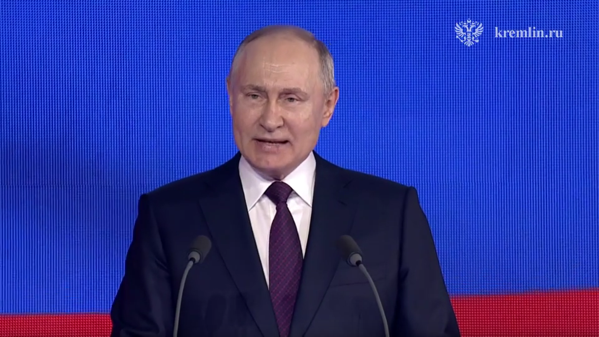 putin sila rossii3 Эстония намерена "поставить Россию и Путина на колени"