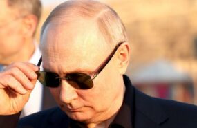 putin v ochkah 1 Путин жестко и емко охарактеризовал обстрелы Белгорода дальнобойным оружием