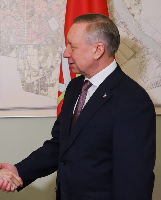 beglov i golikova e1714154584725 Эксперты рассказали, почему Путин позволил Александру Беглову участвовать выборах губернатора Петербурга