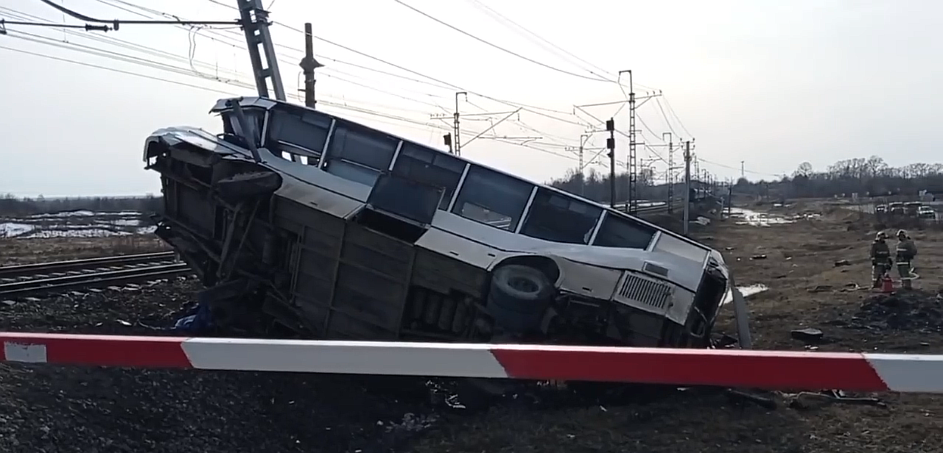 izobrazhenie 2024 04 01 230440772 e1712005359861 «Дежурный был пьян»: найден виновник смертельной аварии поезда и автобуса под Ярославлем