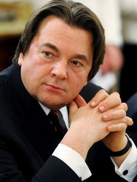 snnrblezpss Константин Эрнст публично поздравил Ивана Урганта с Днем рождения