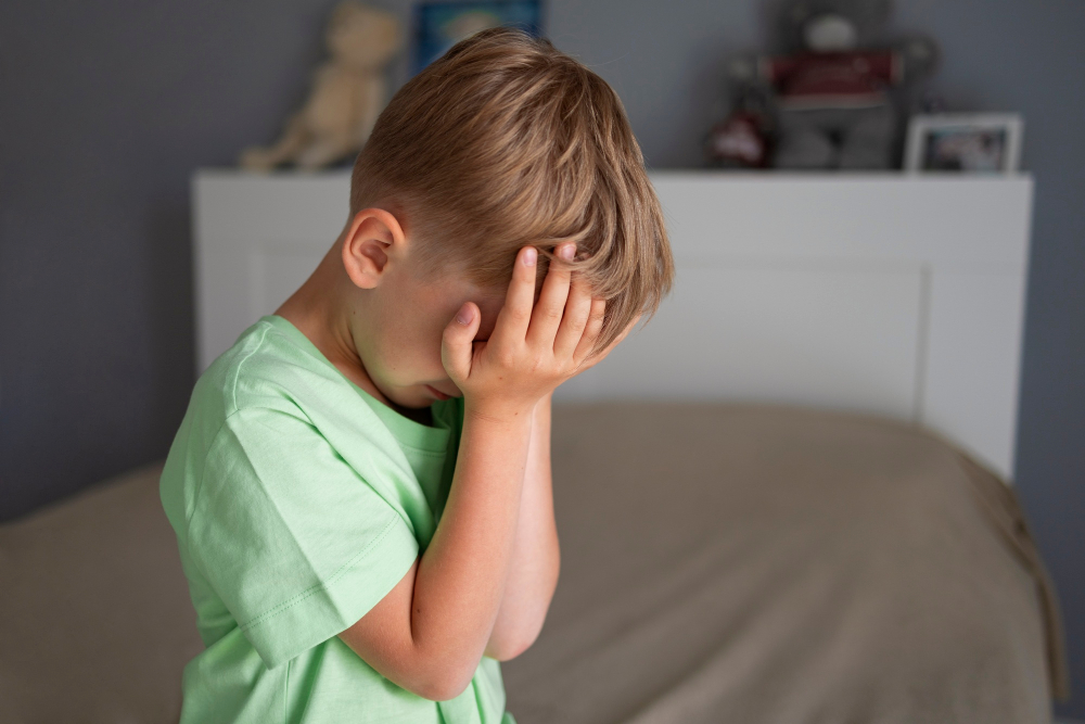 2149607194 В Ленобласти мигрант на иномарке сбил 5-летнего ребенка, который убежал от взрослых
