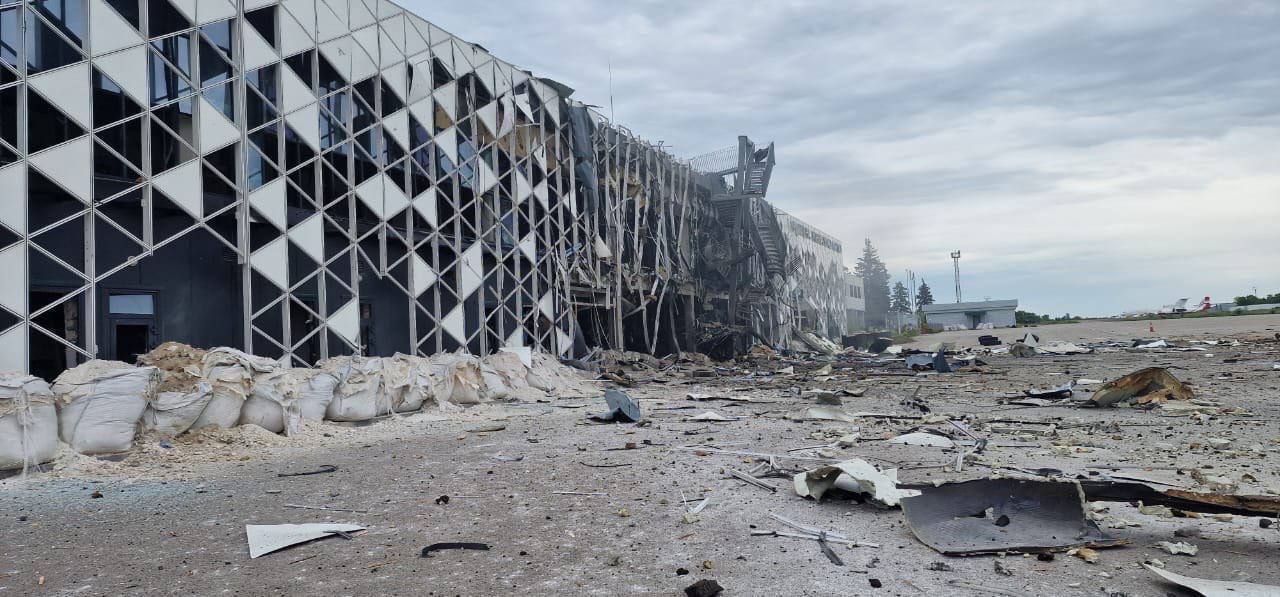 aeroport zaporozhya 1 Российская армия разбомбила аэропорт в Запорожье со складом ВСУ