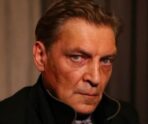 aleksandr nevzorov В Петербурге сообщили, за что семью журналиста Невзорова* хотят лишить всего нажитого имущества