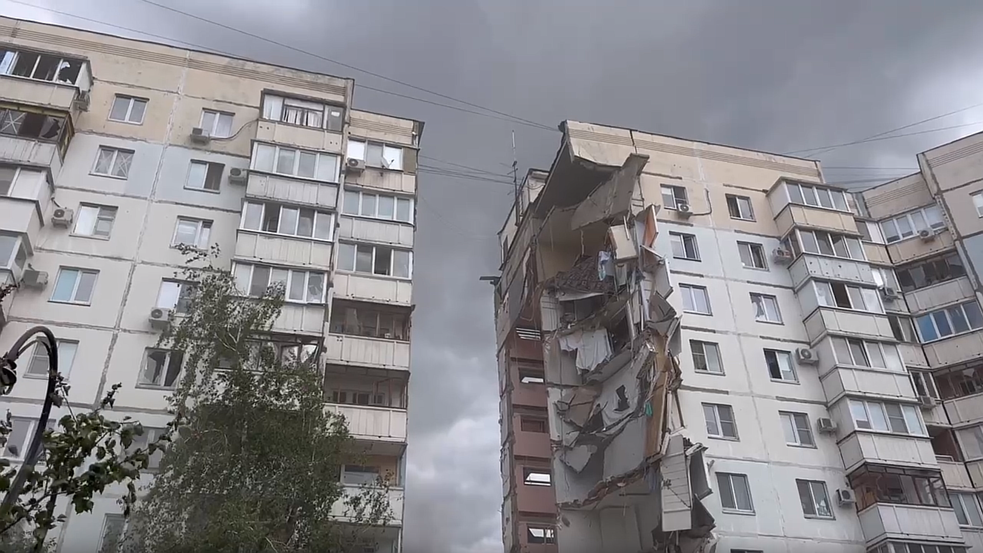 belgorod dom razrushen Ракетный удар по жилому дому в Белгороде: дом – в руинах, погибшие, множество раненых. Как отреагировал Путин
