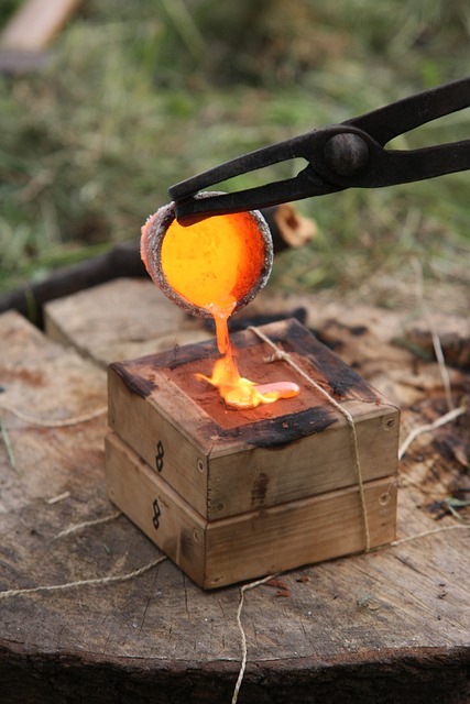bronze casting 3180684 640 Вакансии в литейном цеху — литейщик, обрубщик, зачистник, газорезчик