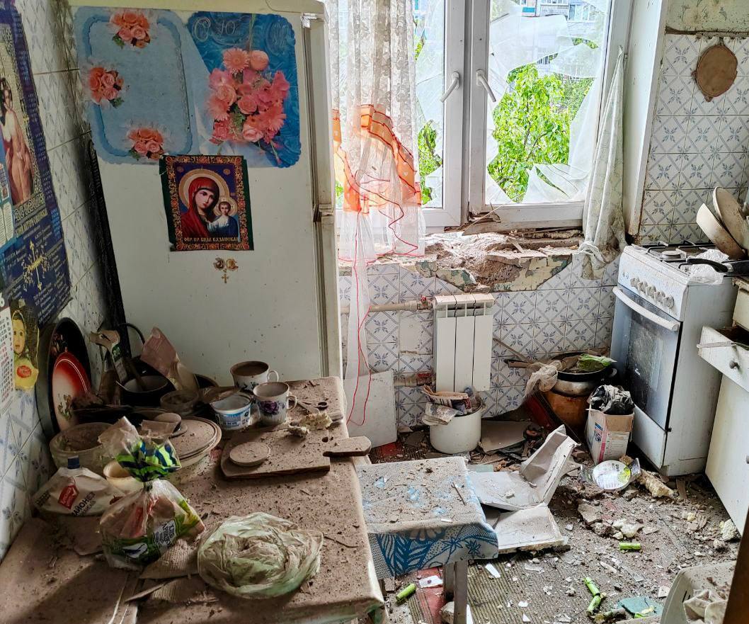 dron vletel v okno Губернатор Гладков сообщил о жутких последствиях атаки БПЛА на жилой дом в Белгороде