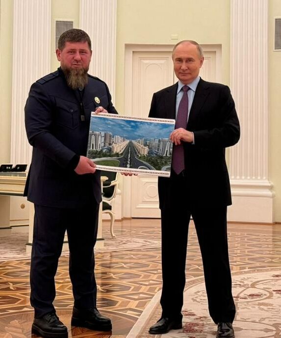 kadyrov putin e1723072945634 Рамзан Кадыров признался, зачем летал в Москву встречаться с Путиным