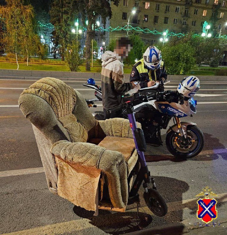 kreslo volgograd shtraf Житель Волгограда прокатился по городу на домашнем кресле