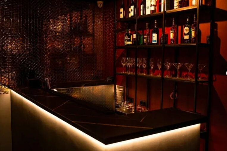 striptiz klub e1717093648396 В Петербурге задержали убийцу участника «Дома-2» Андрея Кадетова