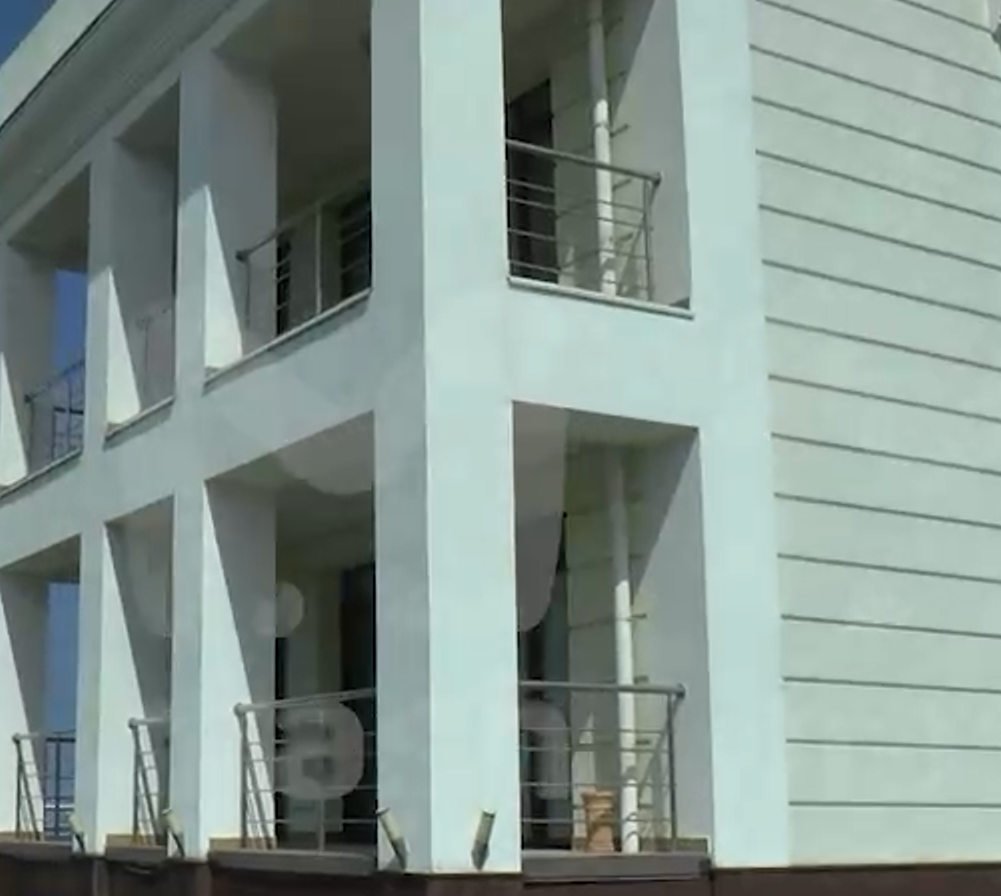 villa alsu e1717007921213 Озвучена баснословная стоимость виллы Алсу в Крыму и кто ее купит