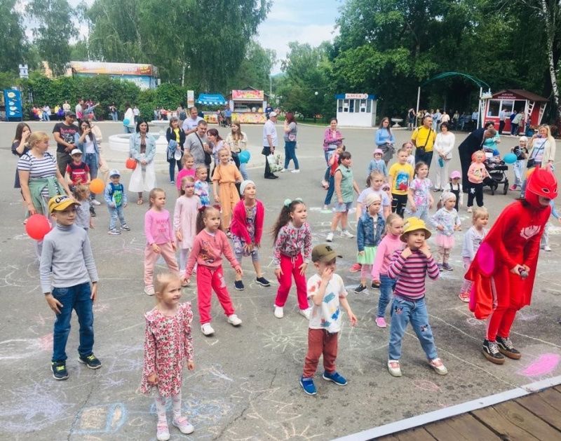 yhuhmjwj ok11111 Саранск готовится к масштабному празднованию Дня защиты детей