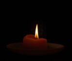 closeup shot burning candle dark 2 Театр драмы сообщил о трагической гибели известного актера из «Собачьего сердца»