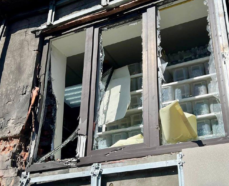 dom v shebekino vzorvali В Белгородской области мужчина вышел покурить на балкон, и его убило снарядом