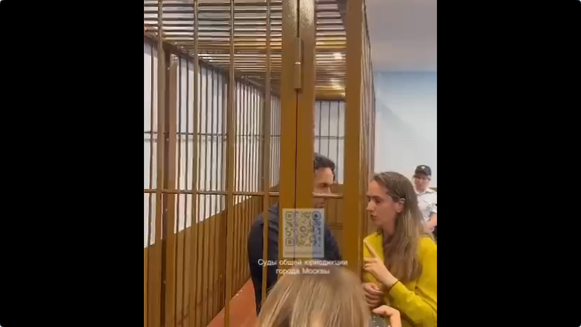 frantsuz vinate Президент Макрон потребовал от Путина освободить арестованного в Москве гражданина Франции