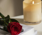 high angle red rose book arrangement scaled e1718901151585 Союз кинематографистов России сообщил скорбную новость о соавторе Эльдара Рязанова