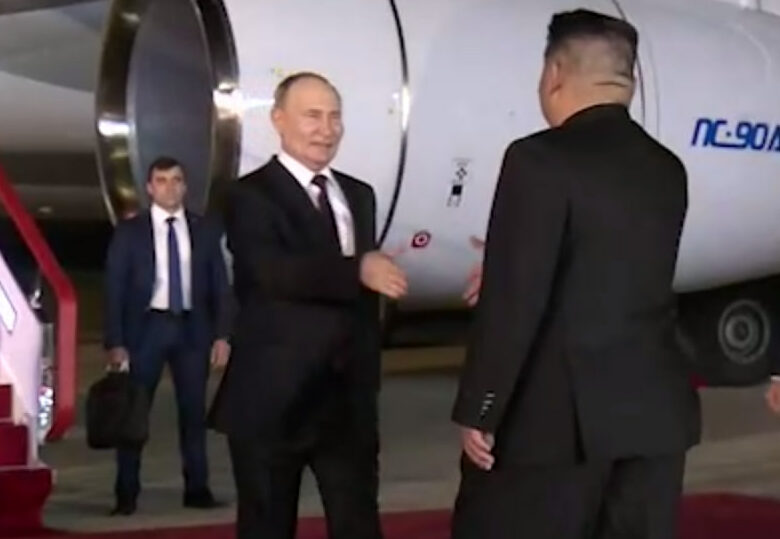 putin i kim e1718737398525 Стала известна программа пребывания Путина в Северной Корее