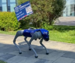 robopes e1717621956634 Участников Петербургского экономического форума удивил робопес Денис