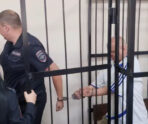 vedut v naruchnikah «Родные меня проклинают»: пьяный водитель, погубивший 5 человек покаялся перед близкими погибших