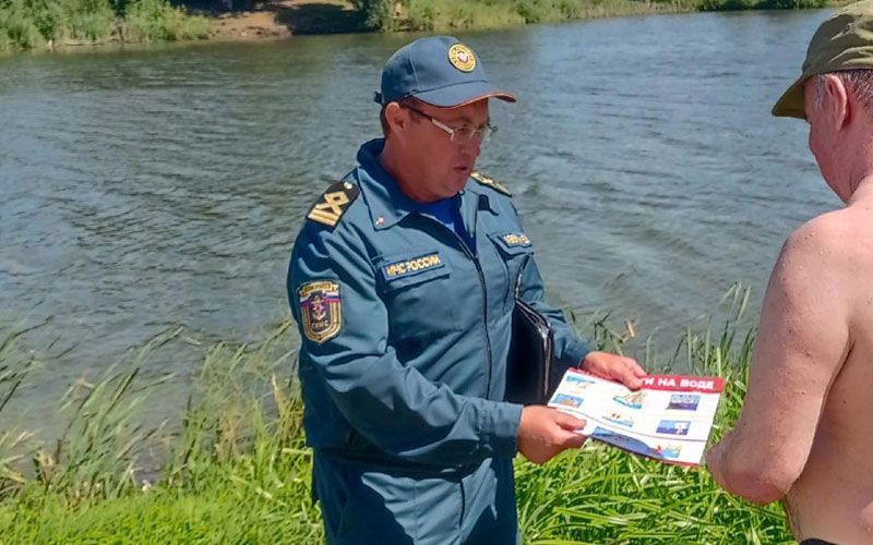 0 8 В Мордовии спасатели проверяют места купания