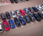 cars 6381364 1280 Российская пенсионерка набросилась на мать двоих детей из-за припаркованного авто