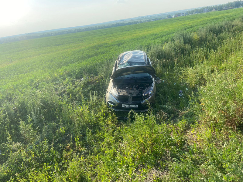 oktyabrskiy 02.07. 800x600 1 В Мордовии женщина гнала на «Ладе» и покалечила троих детей