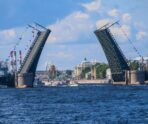 suda mchs raskrytye mosty Стало известно, с каким размахом Петербург отметил День ВМФ: Путин произнес удивительную речь