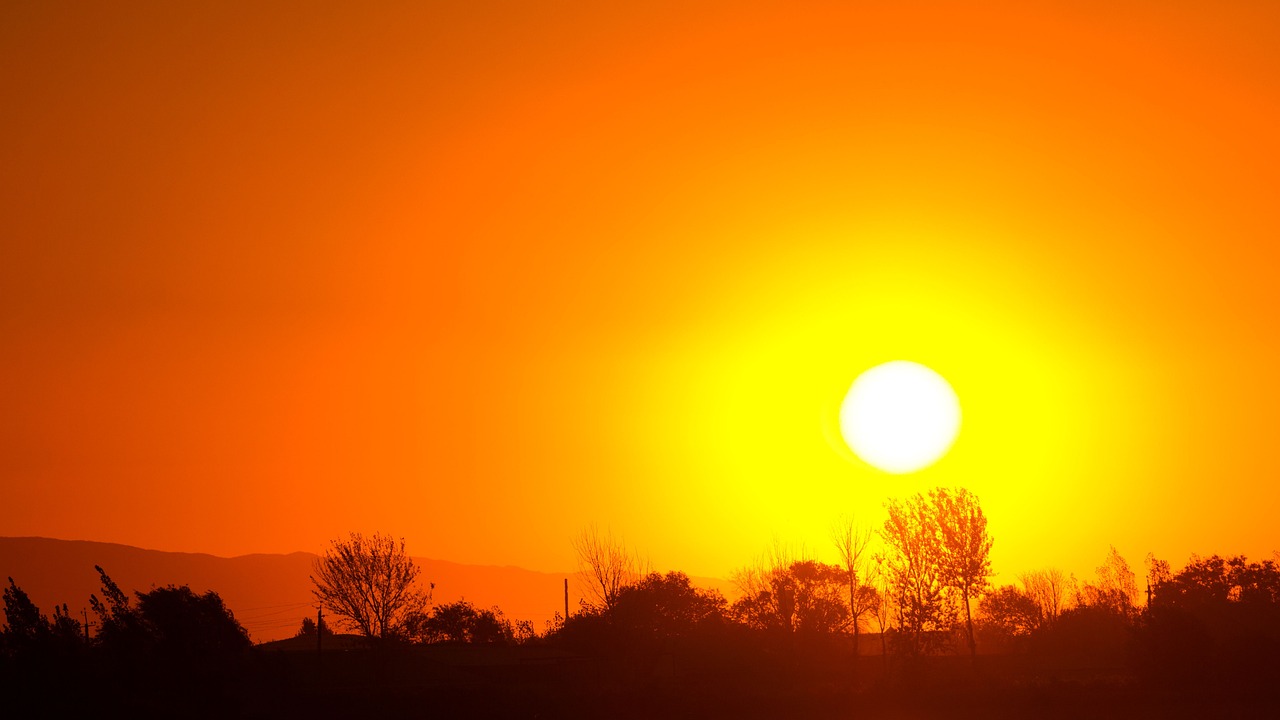 sunset 1404129 1280 Как выжить при экстремальной жаре: специалисты дали 5 советов