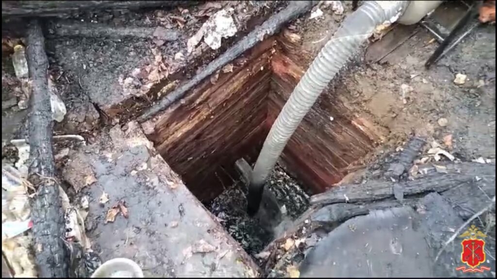 telo na dne kolodtsa gu mvd Стало известно, что сделали с жителем Ленобласти, который убил женщину и сбросил ее тело в колодец