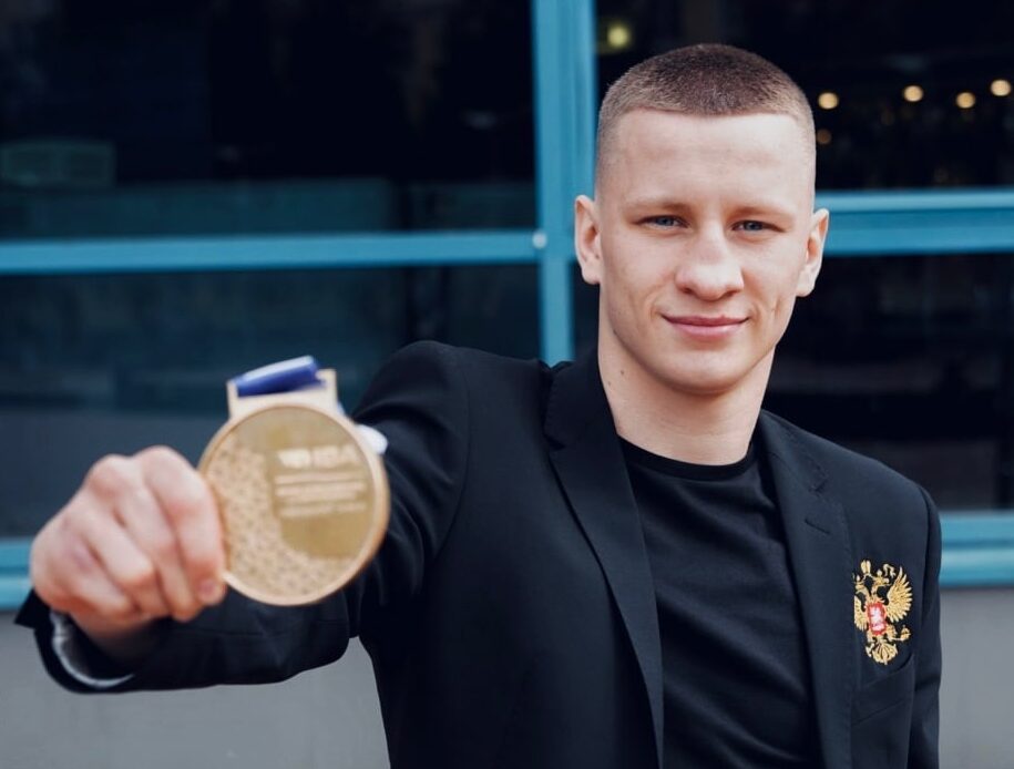 bokser dmitriy dvali e1722988391455 Стало известно, как почетно наградит Россия боксера Дмитрия Двали, избитого толпой отморозков в Крыму