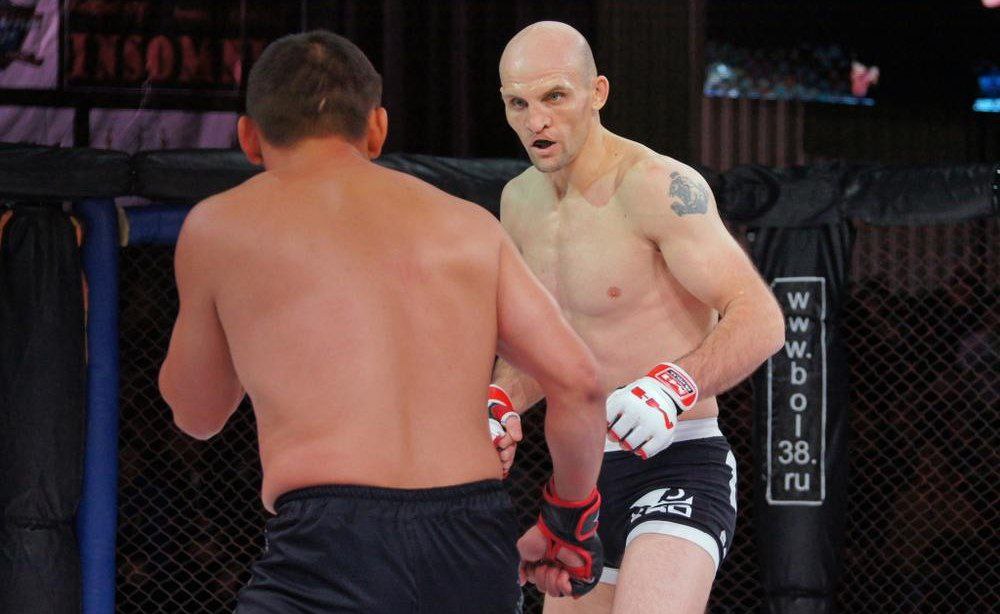 ivashkin boets mma Жесть в Красноярске: боец ММА и местный депутат Дмитрий Ивашкин избил водителя, который решил поучить его ПДД