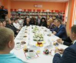 p8172310 Глава РМ встретился с семьями бойцов СВО