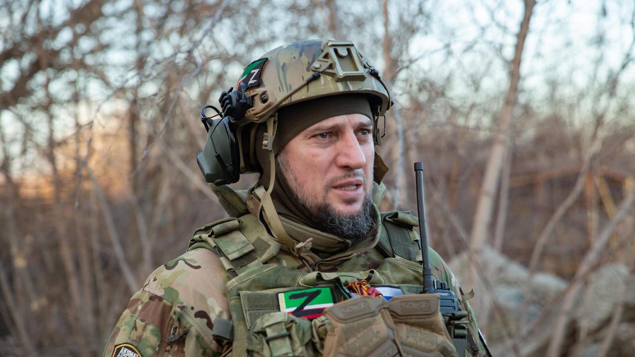 apti alaudinov v forme Алаудинов поведал о том, что украинцы отказываются воевать в Курской области