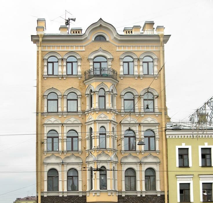 dom pavlova na ligovke e1727704252104 Петербуржец расписал памятник культуры черной краской и не сел в тюрьму: как так вышло