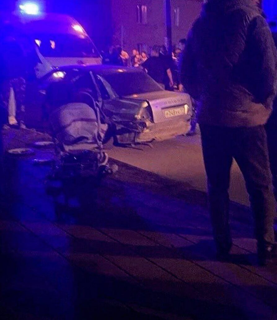 legkovushka v kaluzhskoy oblasti e1727223645437 «Врезался в маршрутку и снес толпу пешеходов»: жуткая автотрагедия в Калужской области убила 2-месячного малыша