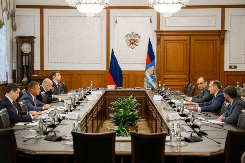 thumb 515379 1800 1200 0 0 auto В Москве обсудили вопросы ремонта дорог в Мордовии
